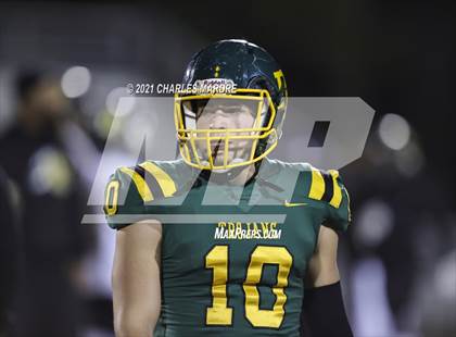 Thumbnail 2 in Knightdale vs Pine Forest (NCHSAA 3A Playoffs Round 2) photogallery.