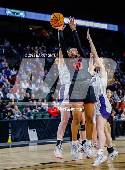 Thumbnail 2 in Burlington vs. Sedgwick County (CHSAA 2A Final Four) photogallery.