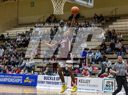 Thumbnail 2 in Aquinas Institute vs. Warwick (NYSPHSAA Class AA State Semi-Final) photogallery.