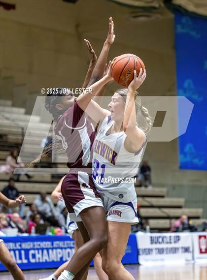 Thumbnail 2 in Aquinas Institute vs. Warwick (NYSPHSAA Class AA State Semi-Final) photogallery.