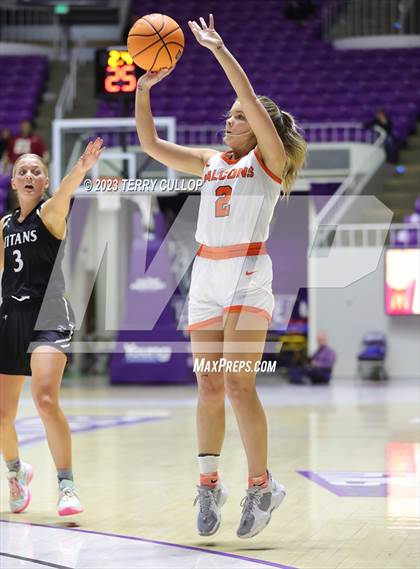 Thumbnail 3 in Syracuse vs. Skyridge (UHSAA 6A Quarterfinal) photogallery.