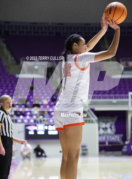 Thumbnail 1 in Syracuse vs. Skyridge (UHSAA 6A Quarterfinal) photogallery.