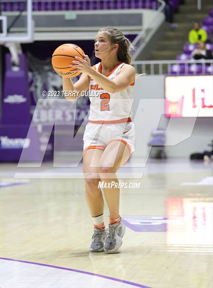 Thumbnail 1 in Syracuse vs. Skyridge (UHSAA 6A Quarterfinal) photogallery.