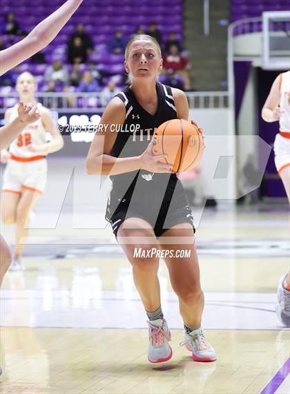 Thumbnail 3 in Syracuse vs. Skyridge (UHSAA 6A Quarterfinal) photogallery.