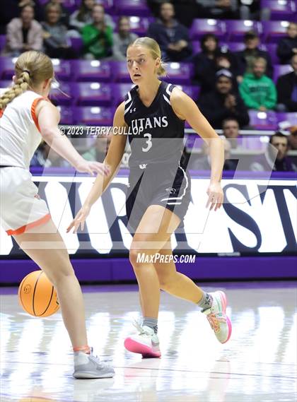 Thumbnail 1 in Syracuse vs. Skyridge (UHSAA 6A Quarterfinal) photogallery.