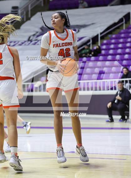 Thumbnail 3 in Syracuse vs. Skyridge (UHSAA 6A Quarterfinal) photogallery.