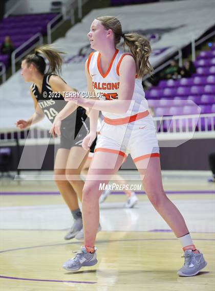 Thumbnail 2 in Syracuse vs. Skyridge (UHSAA 6A Quarterfinal) photogallery.