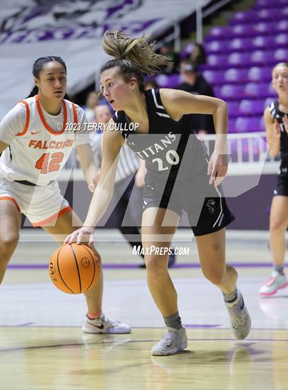 Thumbnail 1 in Syracuse vs. Skyridge (UHSAA 6A Quarterfinal) photogallery.