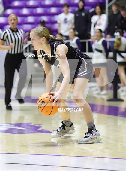 Thumbnail 2 in Syracuse vs. Skyridge (UHSAA 6A Quarterfinal) photogallery.