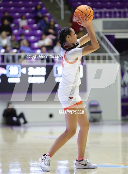 Thumbnail 1 in Syracuse vs. Skyridge (UHSAA 6A Quarterfinal) photogallery.