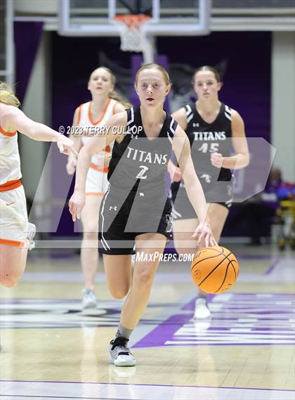 Thumbnail 1 in Syracuse vs. Skyridge (UHSAA 6A Quarterfinal) photogallery.