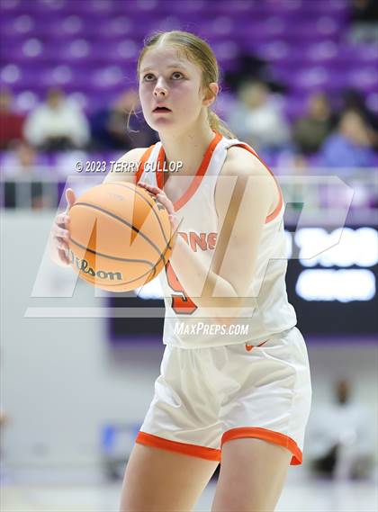 Thumbnail 2 in Syracuse vs. Skyridge (UHSAA 6A Quarterfinal) photogallery.