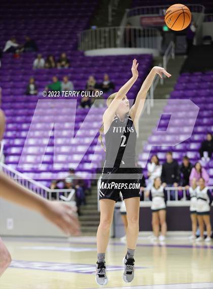 Thumbnail 1 in Syracuse vs. Skyridge (UHSAA 6A Quarterfinal) photogallery.
