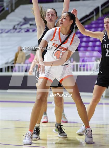 Thumbnail 3 in Syracuse vs. Skyridge (UHSAA 6A Quarterfinal) photogallery.