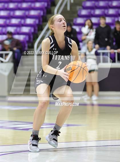 Thumbnail 1 in Syracuse vs. Skyridge (UHSAA 6A Quarterfinal) photogallery.