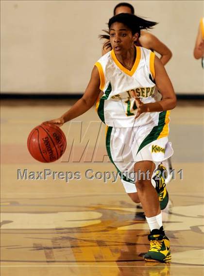 Thumbnail 3 in St. Joseph vs. Independence (CIF State D3 SoCal Playoffs) photogallery.