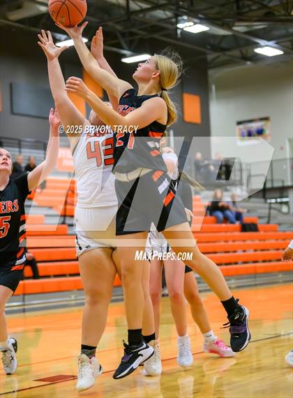 Thumbnail 2 in Cheyenne Wells @ Elkhart photogallery.