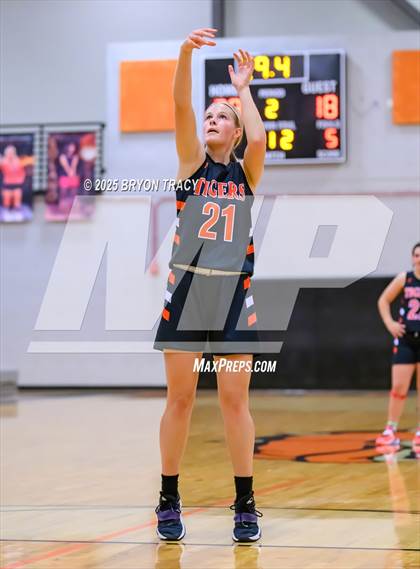 Thumbnail 3 in Cheyenne Wells @ Elkhart photogallery.