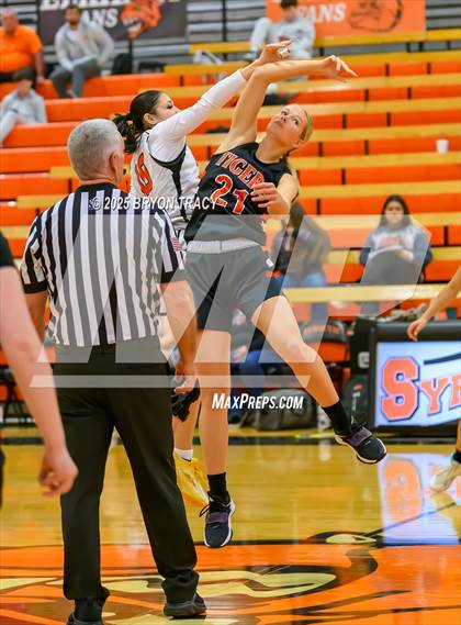 Thumbnail 2 in Cheyenne Wells @ Elkhart photogallery.