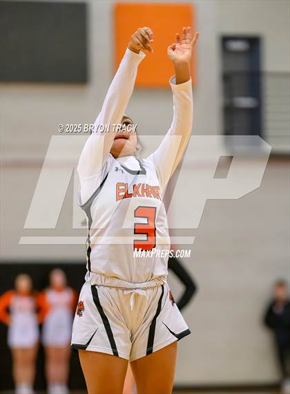 Thumbnail 1 in Cheyenne Wells @ Elkhart photogallery.