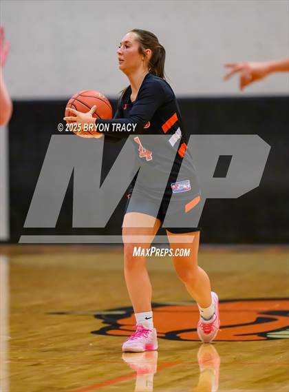 Thumbnail 1 in Cheyenne Wells @ Elkhart photogallery.