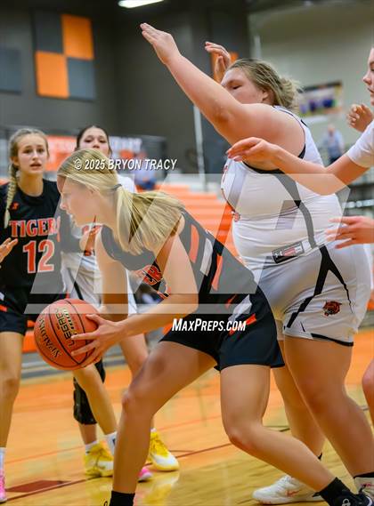 Thumbnail 2 in Cheyenne Wells @ Elkhart photogallery.