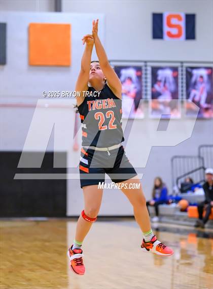 Thumbnail 1 in Cheyenne Wells @ Elkhart photogallery.