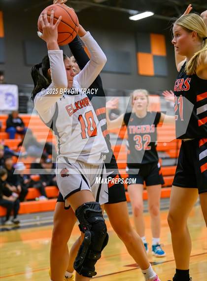 Thumbnail 1 in Cheyenne Wells @ Elkhart photogallery.