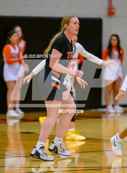 Thumbnail 3 in Cheyenne Wells @ Elkhart photogallery.