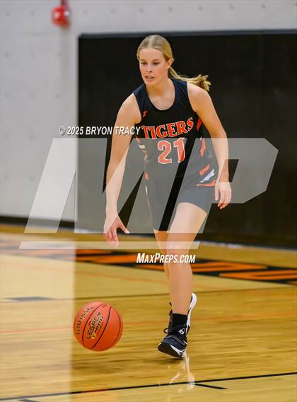 Thumbnail 1 in Cheyenne Wells @ Elkhart photogallery.