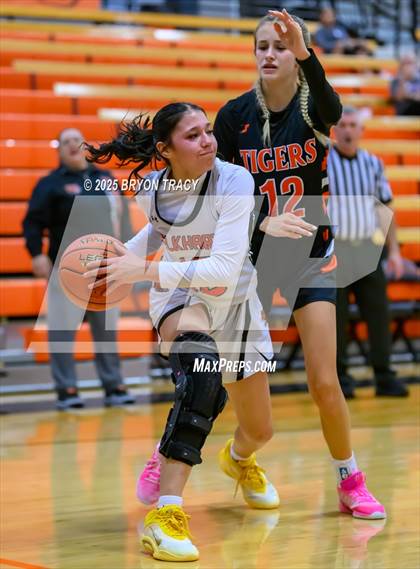 Thumbnail 3 in Cheyenne Wells @ Elkhart photogallery.