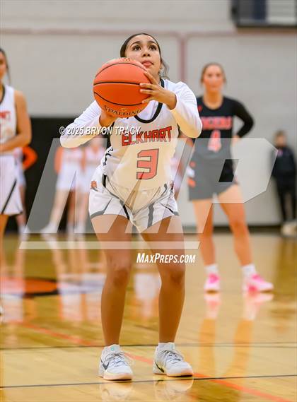 Thumbnail 2 in Cheyenne Wells @ Elkhart photogallery.