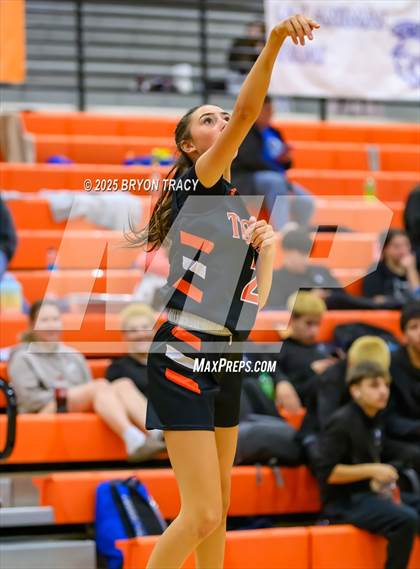 Thumbnail 1 in Cheyenne Wells @ Elkhart photogallery.