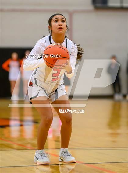 Thumbnail 3 in Cheyenne Wells @ Elkhart photogallery.