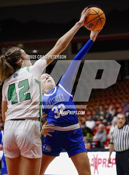 Thumbnail 1 in Dixie vs. Provo (UHSAA 4A Quarterfinal) photogallery.