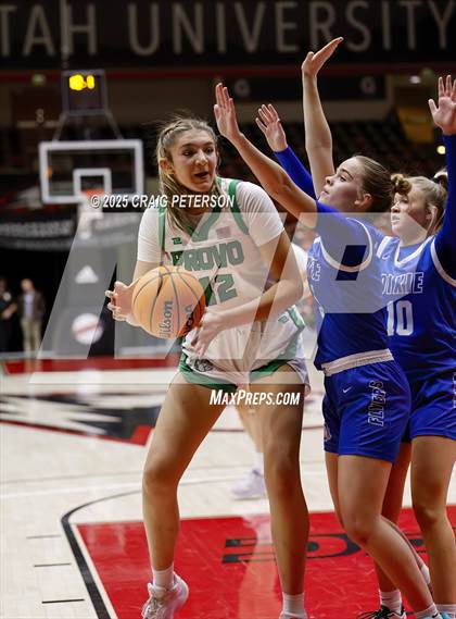 Thumbnail 2 in Dixie vs. Provo (UHSAA 4A Quarterfinal) photogallery.