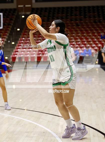Thumbnail 3 in Dixie vs. Provo (UHSAA 4A Quarterfinal) photogallery.