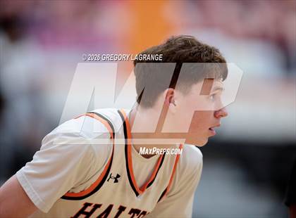 Thumbnail 3 in Lamar vs Haltom photogallery.