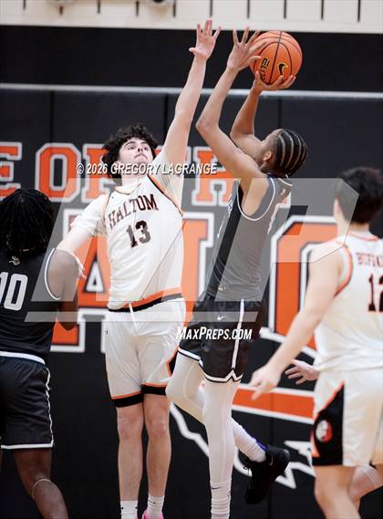 Thumbnail 1 in Lamar vs Haltom photogallery.