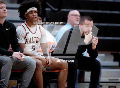 Thumbnail 1 in Lamar vs Haltom photogallery.