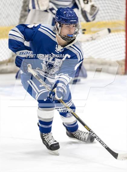 Thumbnail 3 in Concord vs Salem (NHIAA D1 Semifinal) photogallery.