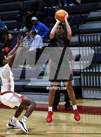 Thumbnail 1 in JSerra Catholic @ Providence Day photogallery.