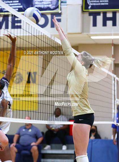 Thumbnail 3 in Fayetteville Academy @ Northwood Temple Academy photogallery.
