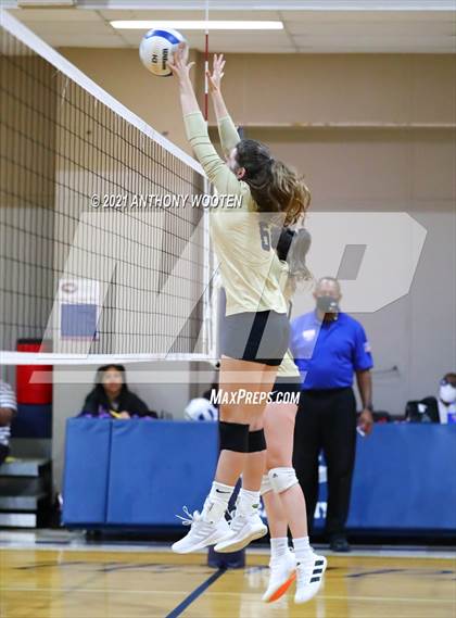 Thumbnail 3 in Fayetteville Academy @ Northwood Temple Academy photogallery.