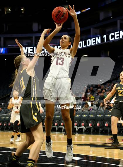 Thumbnail 3 in Whitney vs Del Oro @ Golden 1 Center photogallery.