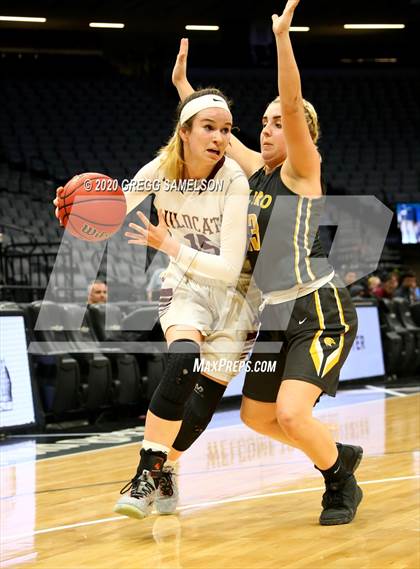 Thumbnail 1 in Whitney vs Del Oro @ Golden 1 Center photogallery.