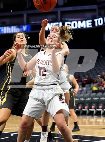 Thumbnail 3 in Whitney vs Del Oro @ Golden 1 Center photogallery.
