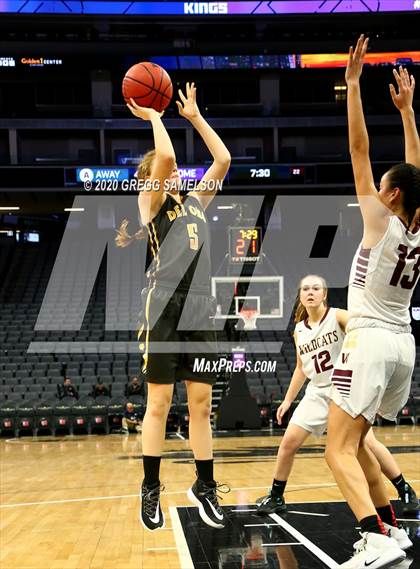 Thumbnail 3 in Whitney vs Del Oro @ Golden 1 Center photogallery.