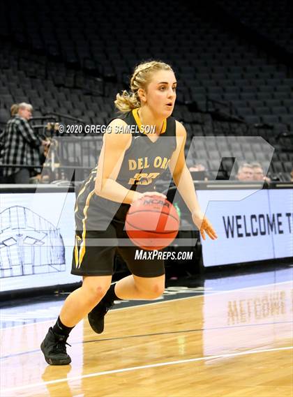Thumbnail 3 in Whitney vs Del Oro @ Golden 1 Center photogallery.