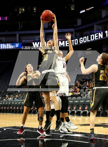 Thumbnail 3 in Whitney vs Del Oro @ Golden 1 Center photogallery.